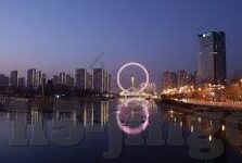 麻豆av一区二区天美传媒免费-探讨成人网站的AV分类及其法律边界的理解